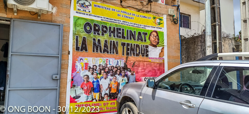 Arrivée à la main tendue
